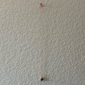 simple women’s necklace